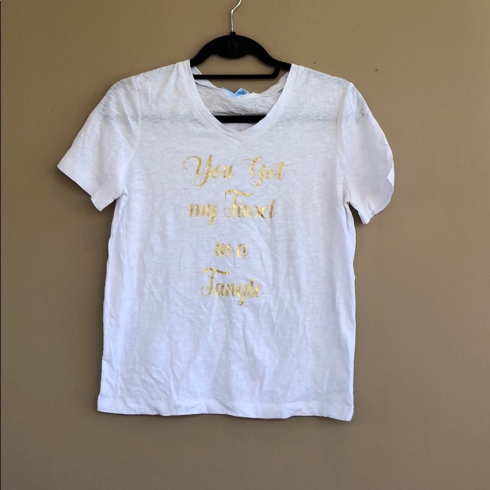NEW • Draper James • You Got My Tinsel V Neck Tee - Picture 3 of 4
